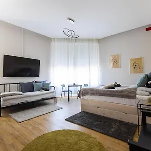beautiful-view-duna-apartment.inbudapesthotels.com/